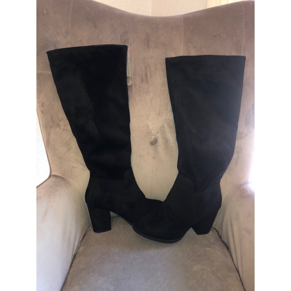 Cityclassified Shoes - Black suede boots Cityclassified Shoes - Black suede boots